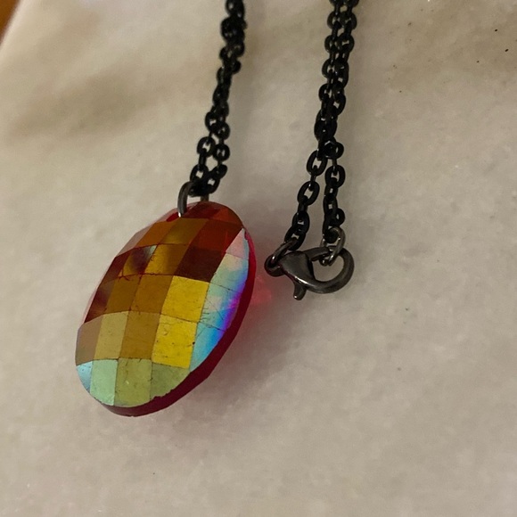 Elegant Red and gold tone Pendant with black chain goth Necklace - Picture 2 of 13